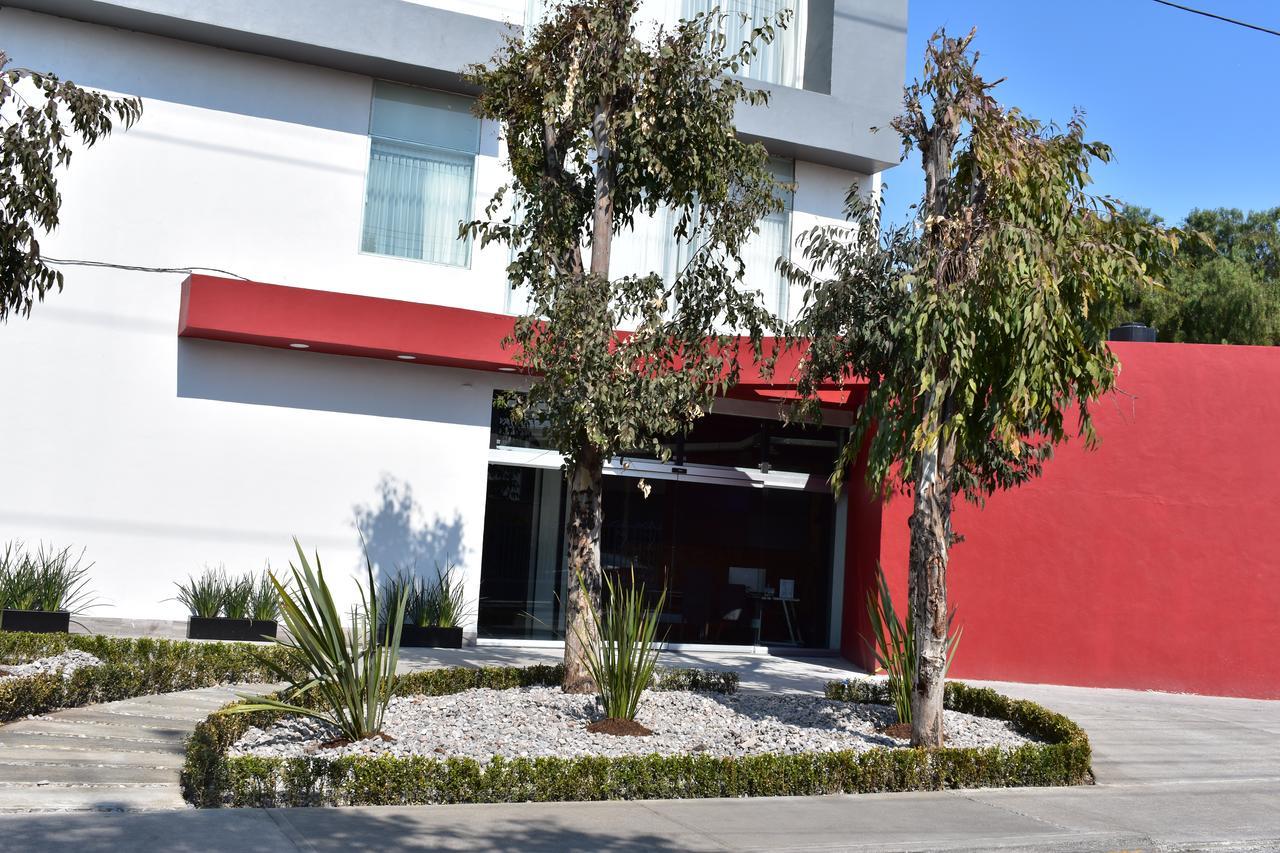 Esduma Hk Hotel Pachuca Buitenkant foto